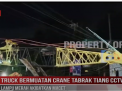 TRUCK BERMUATAN CRANE TABRAK TIANG CCTV LAMPU MERAH AKIBATKAN MACET