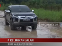 WARGA KELUHKAN JALAN KEWENANGAN KABUPATEN RUSAK