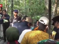 KETUA DPRD TANJABBARAT SAMBUT KUNJUNGAN MENTERI PARIWISATA DAN EKONOMI KREATIF KE HUTAN MANGROVE