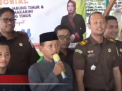 KEJARI TANJAB TIMUR MELAKSANAKAN BAKTI SOSIAL DALAM RANGKA HBA KE 64 DAN HUT IAD KE XXIV TAHUN 2024