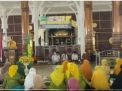 SANI HADIRI PERINGATAN ISRA MIRAJ DI MASJID AGUNG AL FALAH