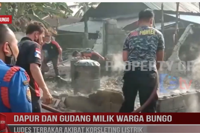 DAPUR DAN GUDANG MILIK WARGA BUNGO LUDES TERBAKAR