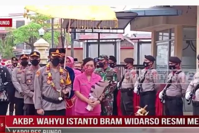 AKBP WAHYU ISTANTO BRAM WIDARSO RESMI MENJABAT KAPOLRES BUNGO