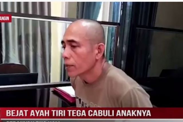 BEJAT AYAH TIRI TEGA CABULI ANAKNYA SEBANYAK DUA KALI