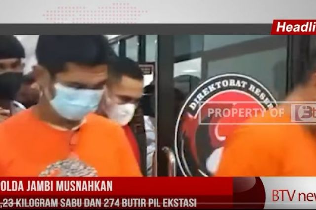 POLDA JAMBI MUSNAHKAN 2,23 KILOGRAM SABU DAN 274 BUTIR PIL EKSTASI