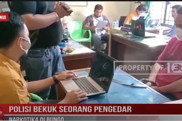 POLISI BEKUK SEORANG PENGEDAR NARKOTIKA DI BUNGO