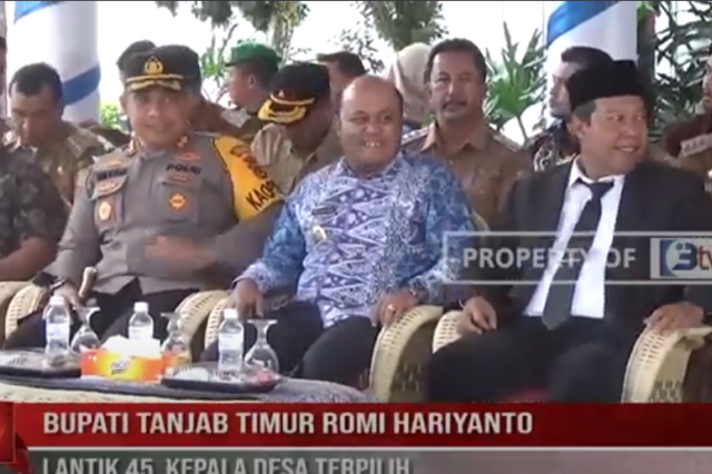 BUPATI TANJAB TIMUR ROMI HARIYANTO LANTIK 45  KEPALA DESA TERPILIH