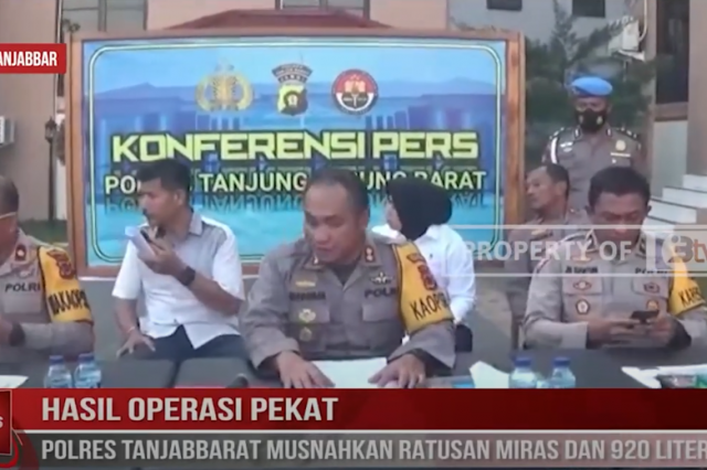 HASIL OPERASI PEKAT, POLRES TANJABBARAT MUSNAHKAN RATUSAN MIRAS DAN 920 LITER TUAK