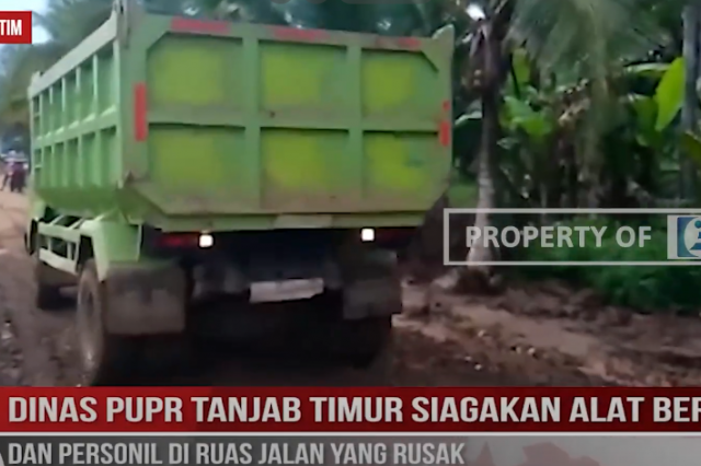 DINAS PUPR TANJAB TIMUR SIAGAKAN ALAT BERAT DAN PERSONIL DI RUAS JALAN YANG RUSAK