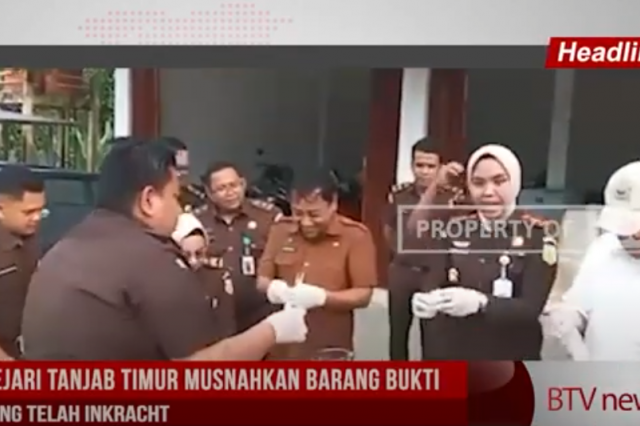 KEJARI TANJAB TIMUR MUSNAHKAN BARANG BUKTI YANG TELAH INKRACHT