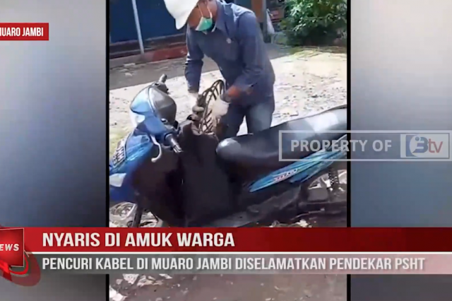 NYARIS DI AMUK WARGA,PENCURI KABEL DI MUARO JAMBI DISELAMATKAN PENDEKAR PSHT