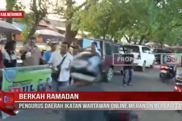 BERKAH RAMADAN,PENGURUS DAERAH IKATAN WARTAWAN ONLINE MERANGIN BERBAGI TAKJIL