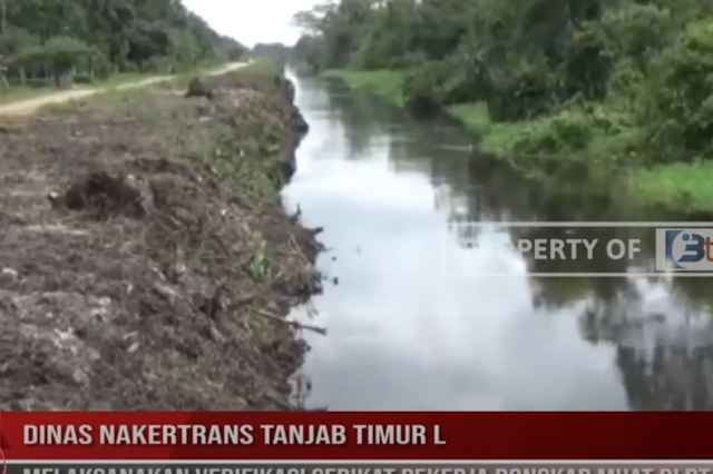 NORMALISASI PARIT PRIMER DI DUSUN BLOK 4 DESA CATUR RAHAYU