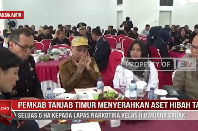 PEMKAB TANJABTIM MENYERAHKAN ASET HIBAH TANAH SELUAS 6 HA KPD LAPAS NARKOTIKA KELAS II B MUARA SABAK