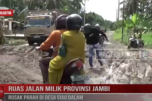 RUAS JALAN MILIK PROVINSI JAMBI RUSAK PARAH DI DESA SIAU DALAM