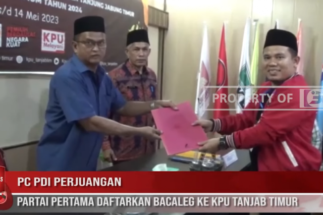 DPC PDI PERJUANGAN, PARTAI PERTAMA DAFTARKAN BACALEG KE KPU TANJAB TIMUR