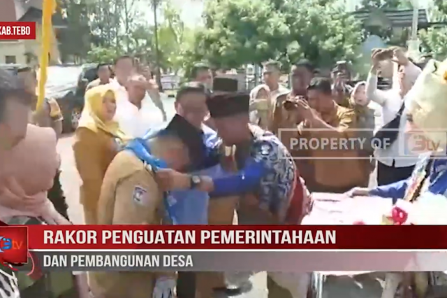 RAKOR PENGUATAN PEMERINTAHAAN DAN PEMBANGUNAN DESA