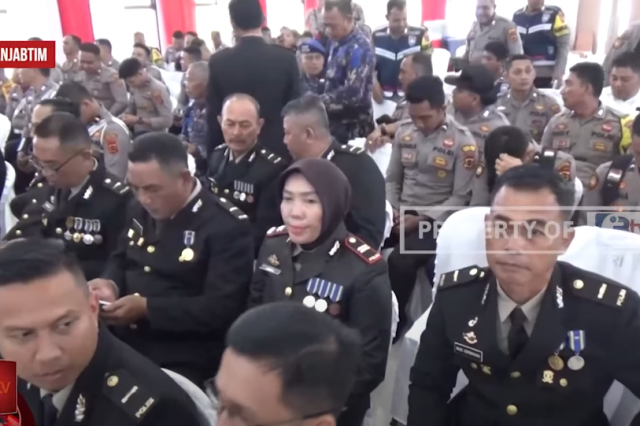 AIPTU ROIS HABIBI DAPAT REWARD BERANGKAT UMROH DARI KAPOLRES TANJAB TIMUR