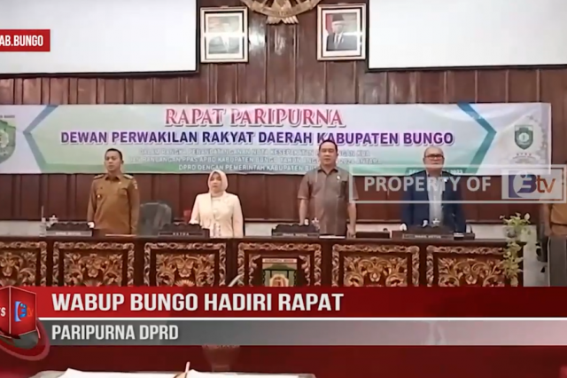 WABUP BUNGO HADIRI RAPAT PARIPURNA DPRD