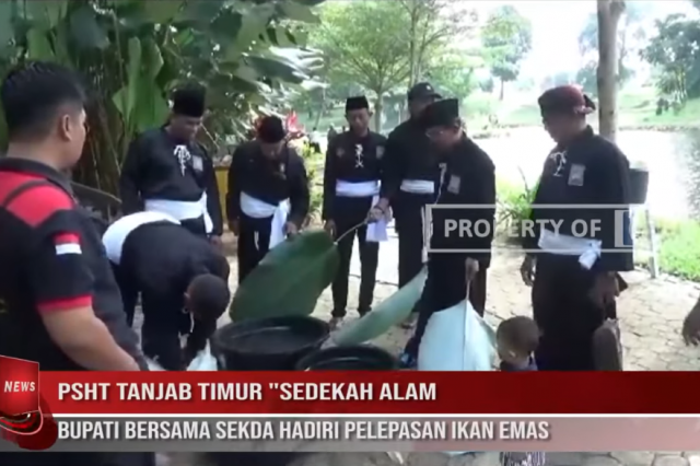 PSHT TANJAB TIMUR SEDEKAH ALAM , BUPATI BERSAMA SEKDA HADIRI PELEPASAN IKAN EMAS