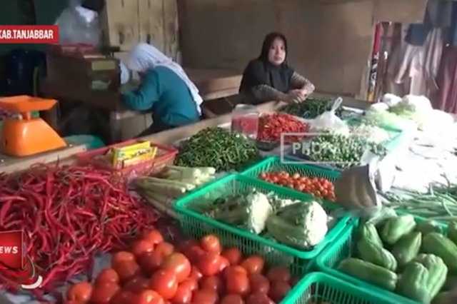 HARGA CABE MERAH DITANJABBARAT NAIK,PEDAGANG SEBUT HARGA BAHAN POKOK TURUN NAIK