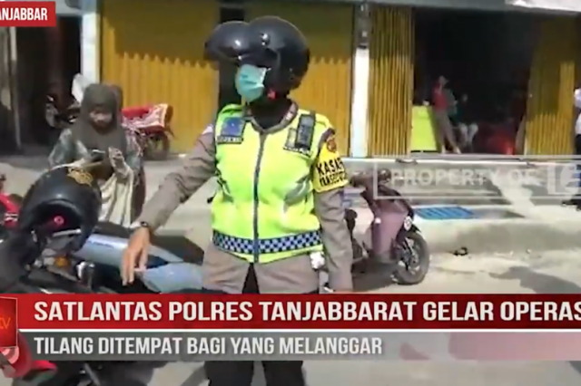 SATLANTAS POLRES TANJABBARAT GELAR OPERASI ZEBRA TILANG DITEMPAT BAGI YANG MELANGGAR