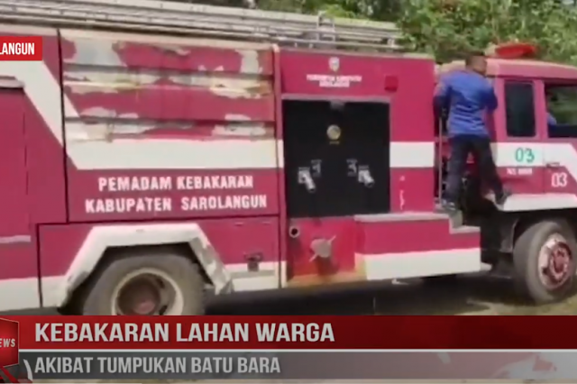 KEBAKARAN LAHAN WARGA AKIBAT TUMPUKAN BATU BARA