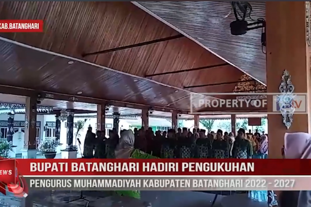 BUPATI BATANGHARI HADIRI PENGUKUHAN PENGURUS MUHAMMADIYAH KABUPATEN BATANGHARI 2022 - 2027