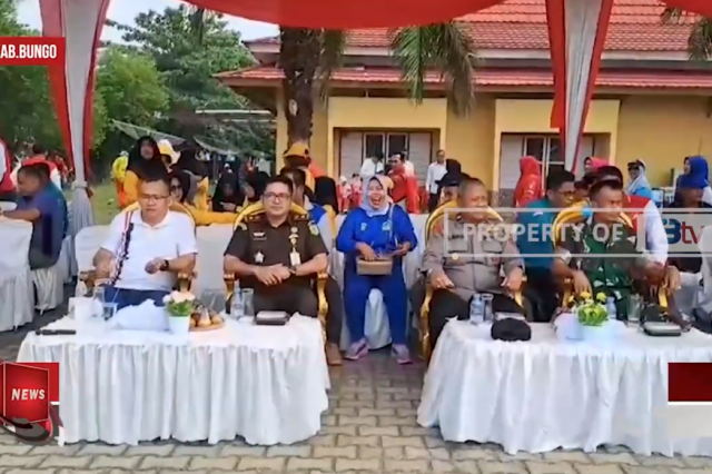 JELANG HUT BUNGO KE 58, BUPATI BUKA PERLOMBAAN OLAHRAGA TRADISONAL