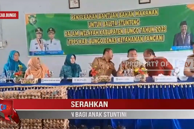 BUPATI BUNGO SERAHKAN MAKANAN TAMBAHAN BAGI ANAK STUNTING