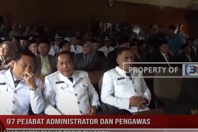 97 PEJABAT ADMINISTRATOR DAN PENGAWAS KABUPATEN TANJAB TIMUR DI LANTIK