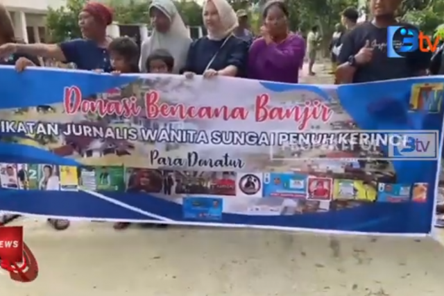 ORGANISASI IKATAN SOLIDARITAS JURNALIS WANITA MAJU INDONESIA IJW SALURKAN BANTUAN BANJIR