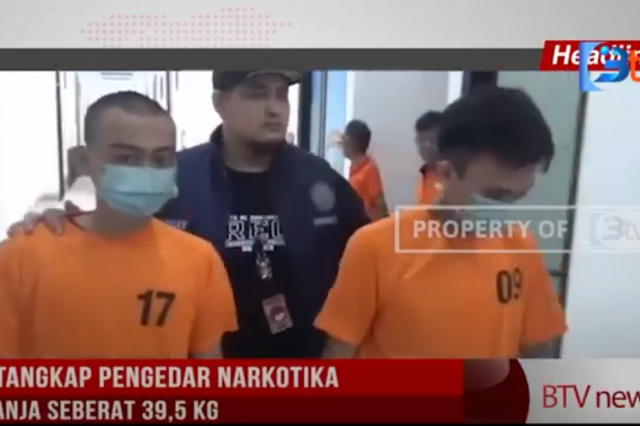 POLISI TANGKAP PENGEDAR NARKOTIKA JENIS GANJA SEBERAT 39,5 KG