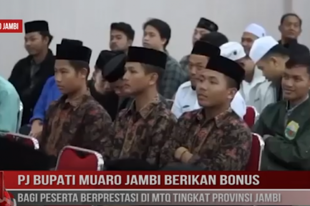 KETUA BAWASLU TINJAU RAPAT PLENO DI SEJUMLAH KECAMATAN TANJAB TIMUR