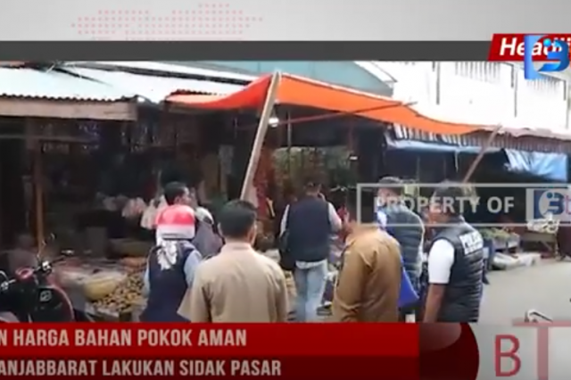 PASTIKAN HARGA BAHAN POKOK AMAN, POLRES TANJABBARAT LAKUKAN SIDAK PASAR