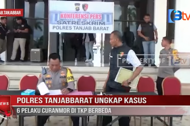 POLRES TANJABBARAT UNGKAP KASUS 6 PELAKU CURANMOR DI TKP BERBEDA