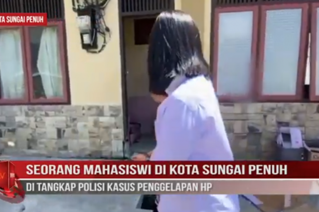 SEORANG MAHASISWI DI KOTA SUNGAI PENUH DI TANGKAP POLISI KASUS PENGGELAPAN HP