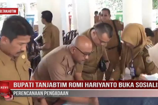 BUPATI TANJAB TIMUR ROMI HARIYANTO BUKA SOSIALISASI PERENCANAAN PENGADAAN