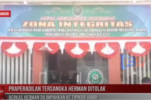 PRAPERADILAN TERSANGKA HERMAN DITOLAK