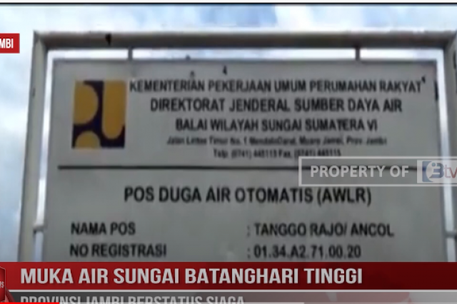 MUKA AIR SUNGAI BATANGHARI TINGGI PROVINSI JAMBI BERSTATUS SIAGA