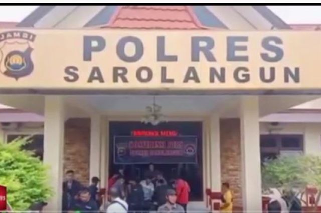 DUA TERSANGKA PEMBACOKAN DI AMANKAN POLISI