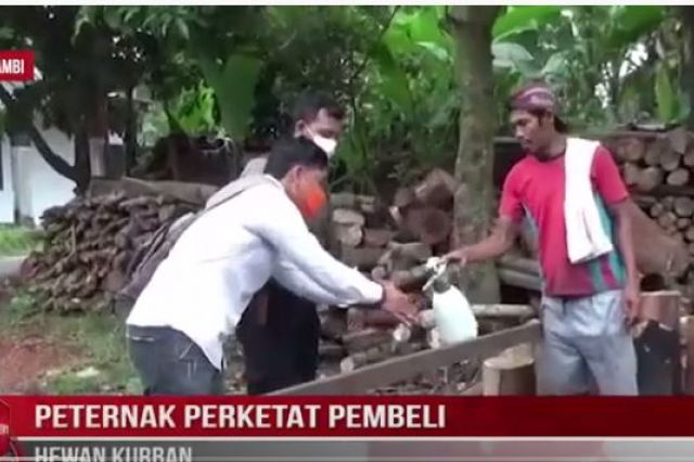 PETERNAK PERKETAT PEMBELI HEWAN KURBAN