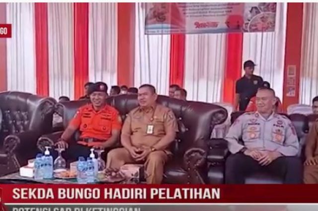 SEKDA BUNGO HADIRI PELATIHAN POTENSI SAR DI KETINGGIAN