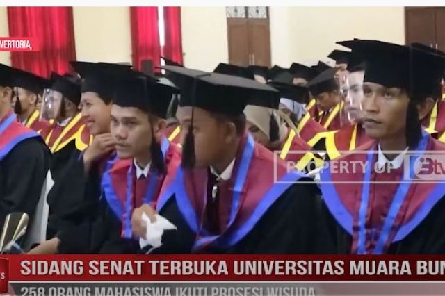 ADVERTORIAL SIDANG SENAT TERBUKA UNIVERSITAS MUARA BUNGO 258 ORANG MAHASISWA IKUTI PROSESI WISUDA