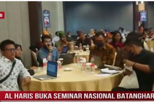 AL HARIS BUKA SEMINAR NASIONAL BATANGHARI