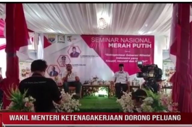 WAKIL MENTERI KETENAGAKERJAAN DORONG PELUANG KERJA BAGI MILENIAL JAMBI